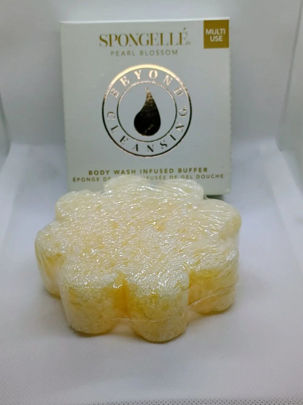 Spongellé Pearl Blossom Body Wash Infused Buffer - White and Gold